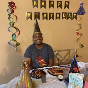 Meet your Posher, Antoine